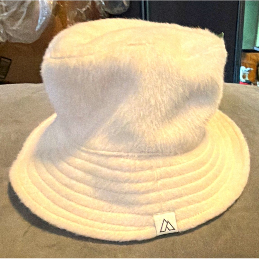 Alpine Design Women's Brushed Bucket Hat Lined Logo Solid Cream One Size